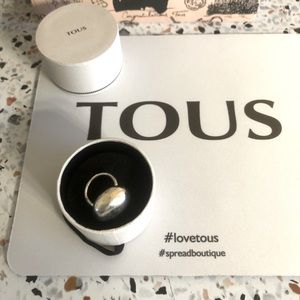 Tous ring